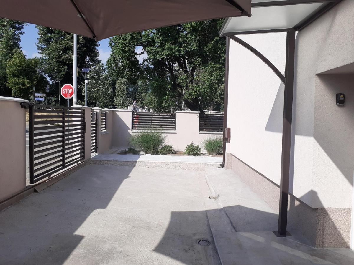 Apartman Nena Pirot Exterior foto